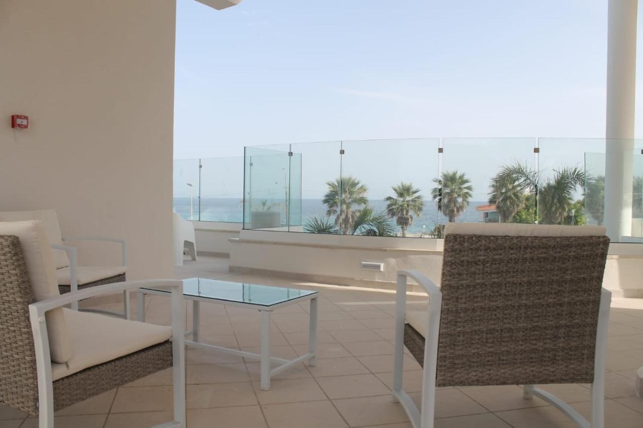 Jonium Hotel - Amazing Sea View And Swimming Pool Hotel 4*