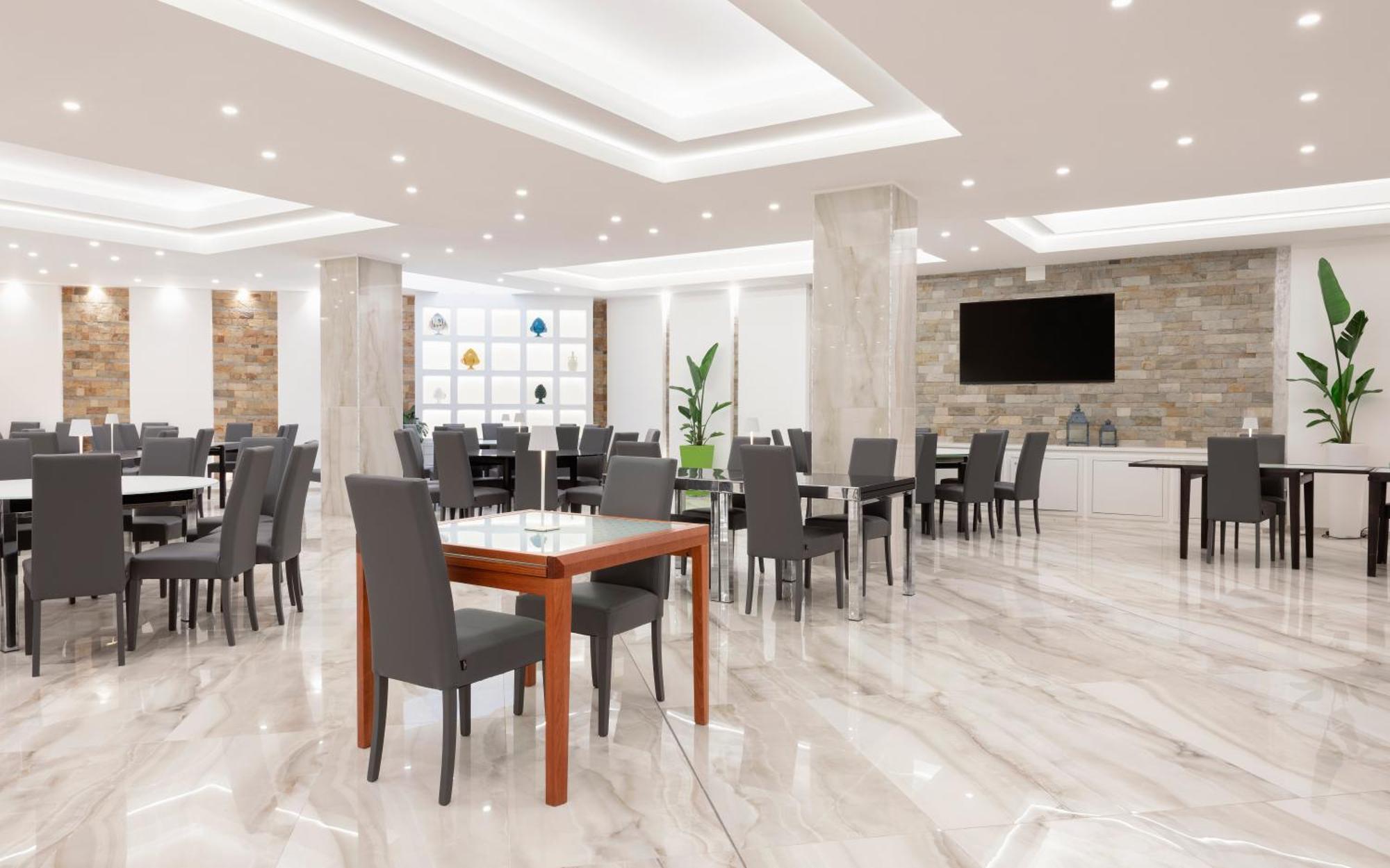 Hotel Jonium Hotel - Amazing Sea View And Swimming Pool Pulsano
