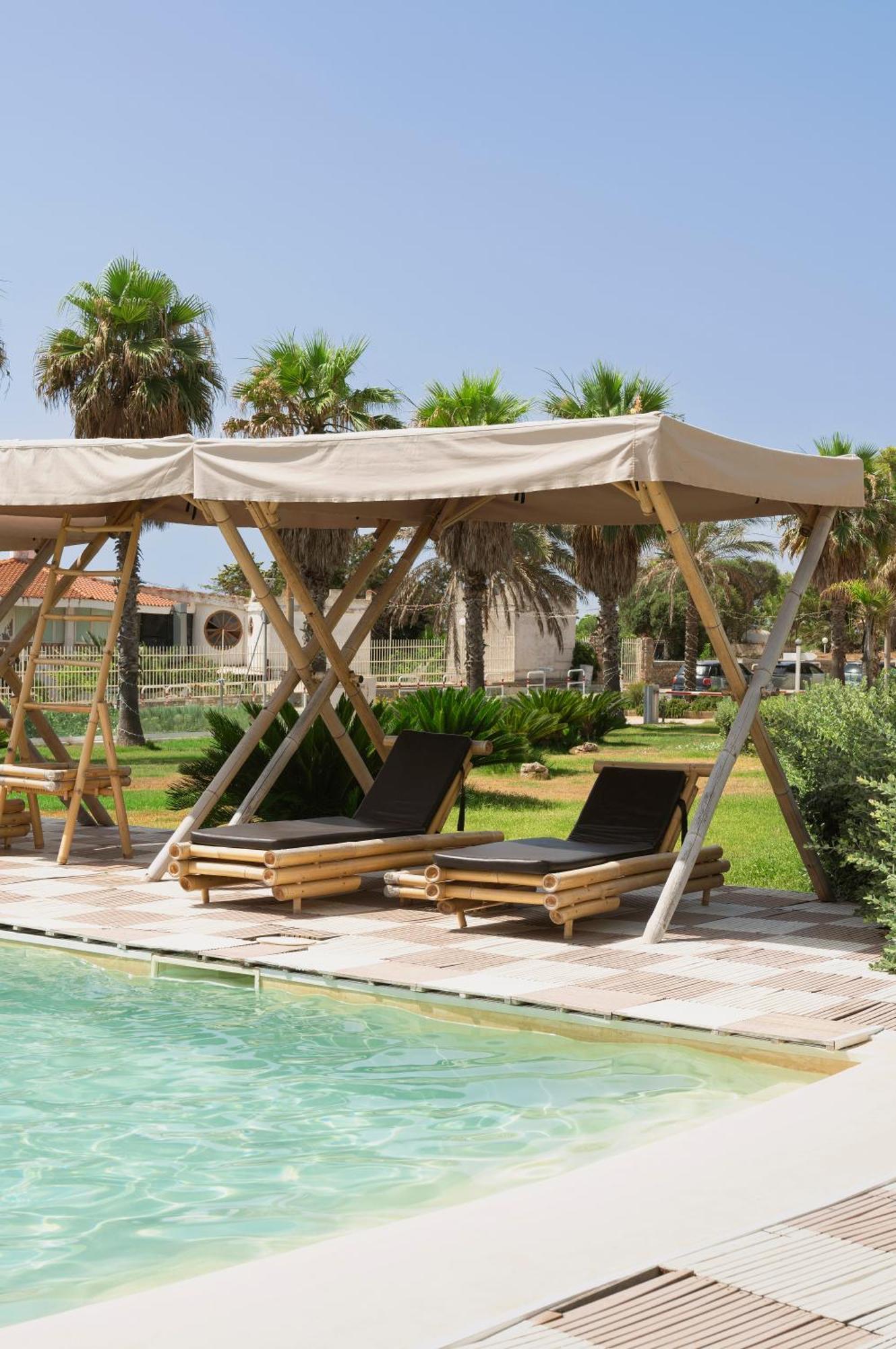 Jonium Hotel - Amazing Sea View And Swimming Pool Hotel