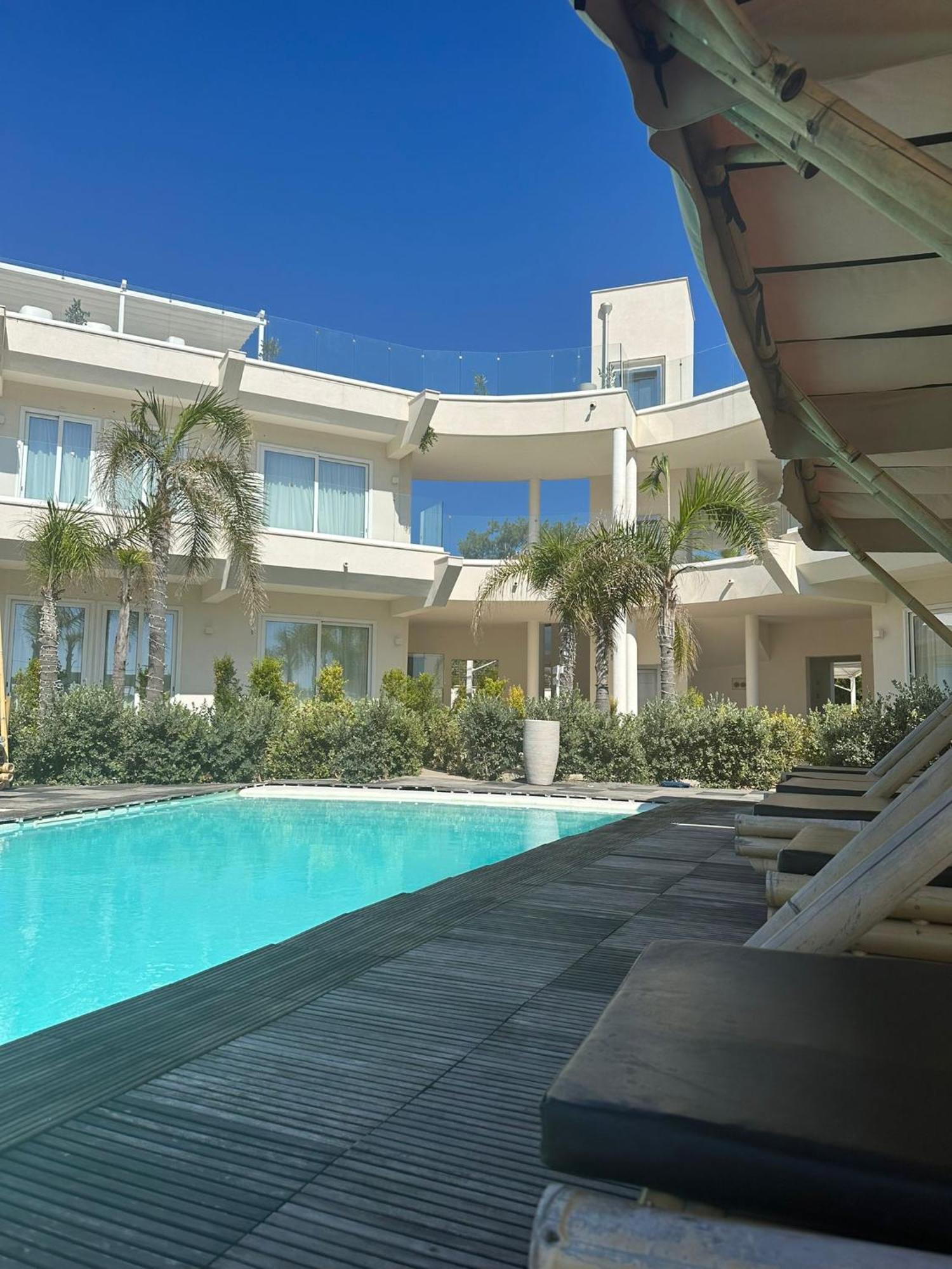 Hotel Jonium - Amazing Sea View And Swimming Pool 4*