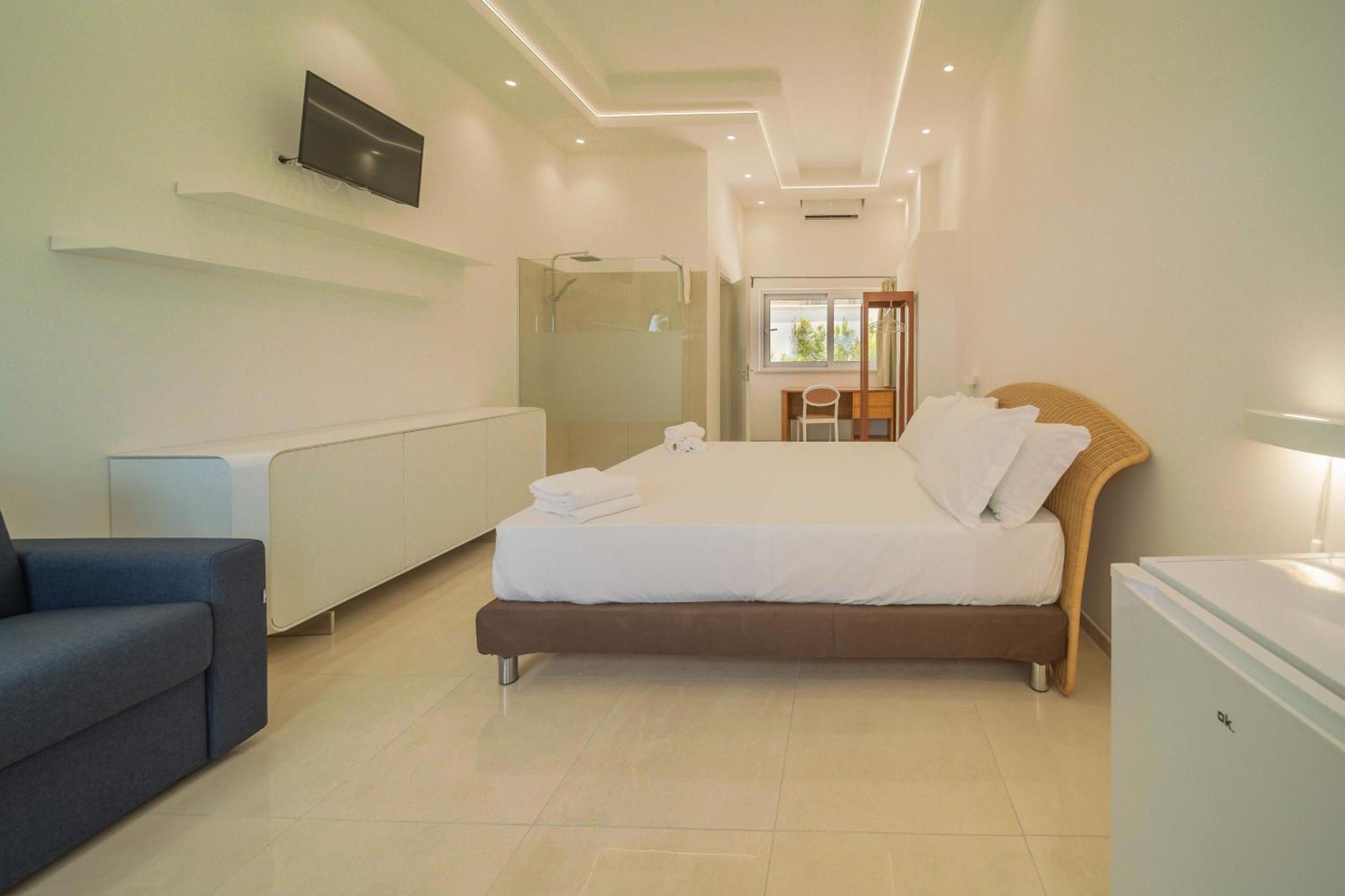 Jonium Hotel - Amazing Sea View And Swimming Pool