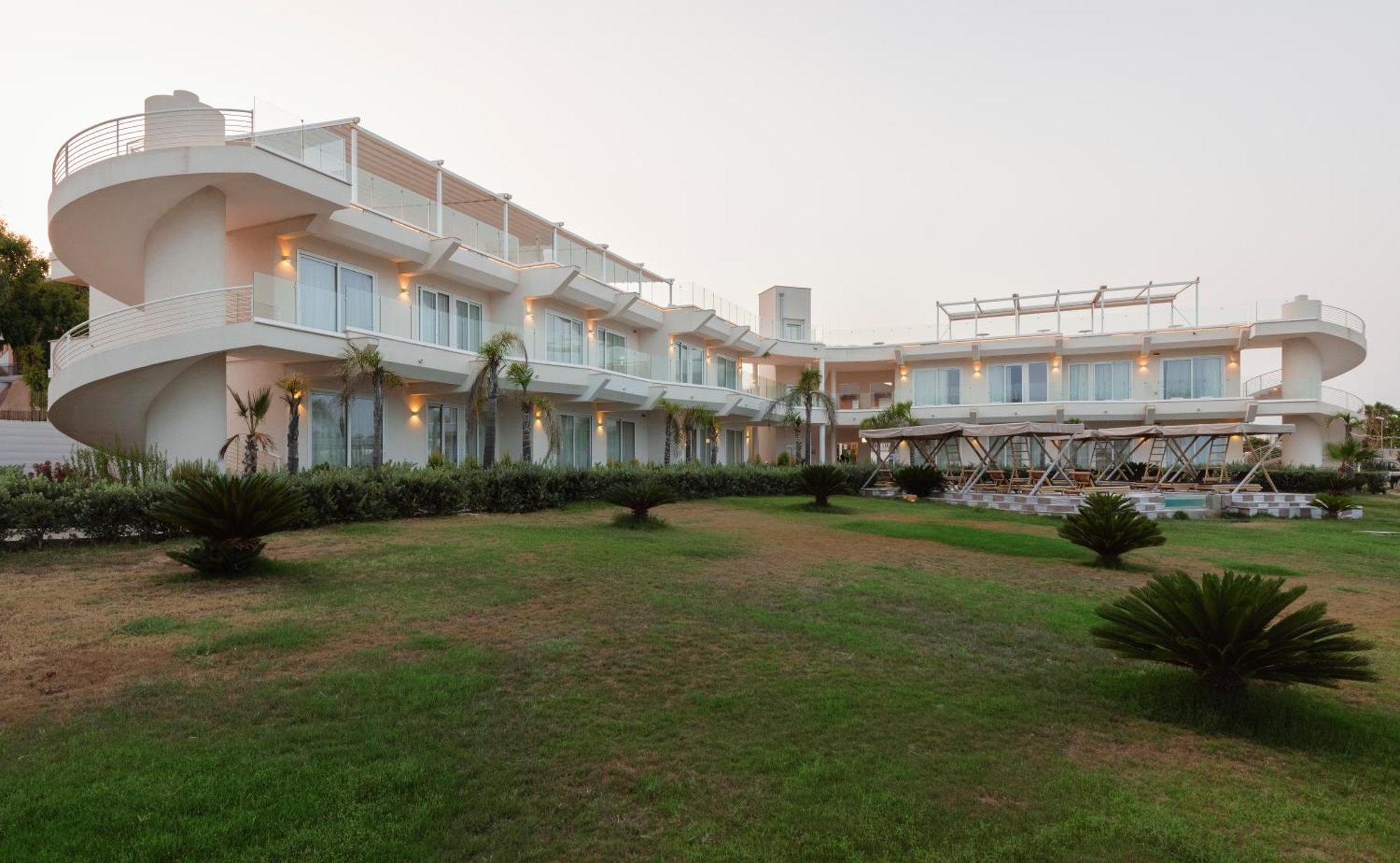 Jonium Hotel - Amazing Sea View And Swimming Pool